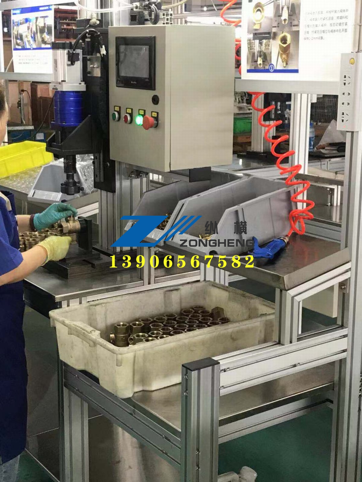 阀门装配线.jpg